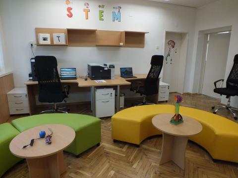 Учебна работилница (Maker Space)